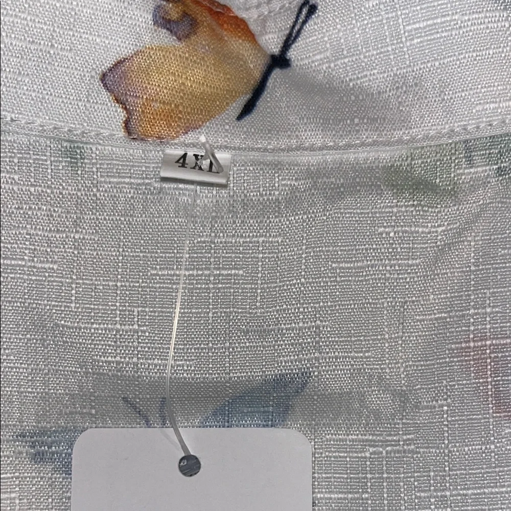 Butterfly Print Button-Up Shirt - Picture 2 of 2